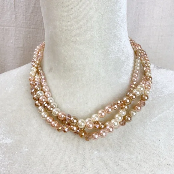 Three strand pink faux Pearl Necklace and Bracelet set - Picture 2 of 5